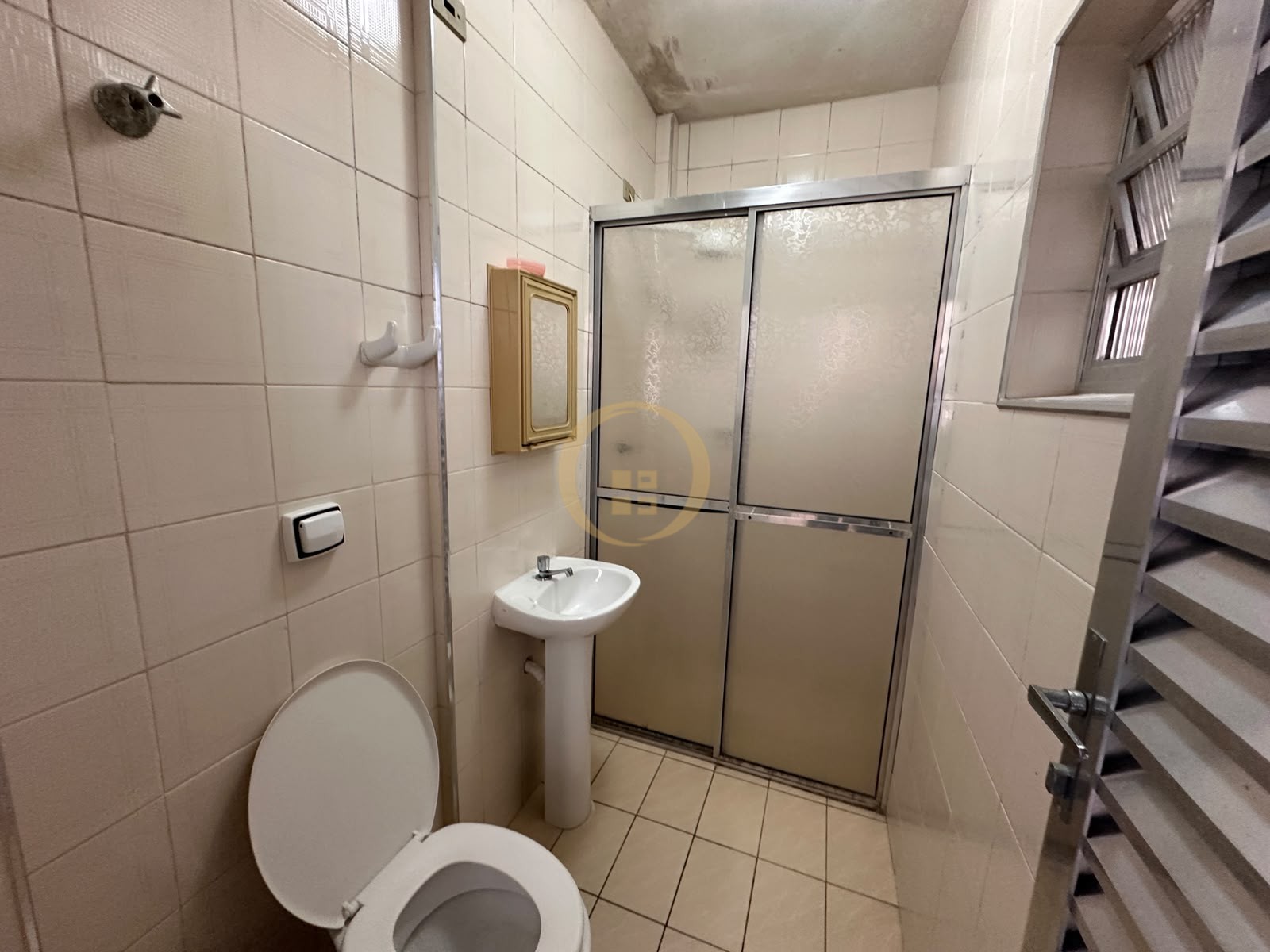 Apartamento Frente ao Mar nas Pitangueiras, Guarujá - SP