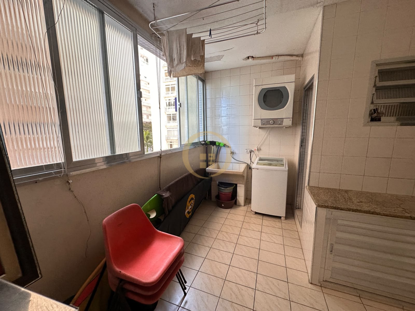 Apartamento Frente ao Mar nas Pitangueiras, Guarujá - SP