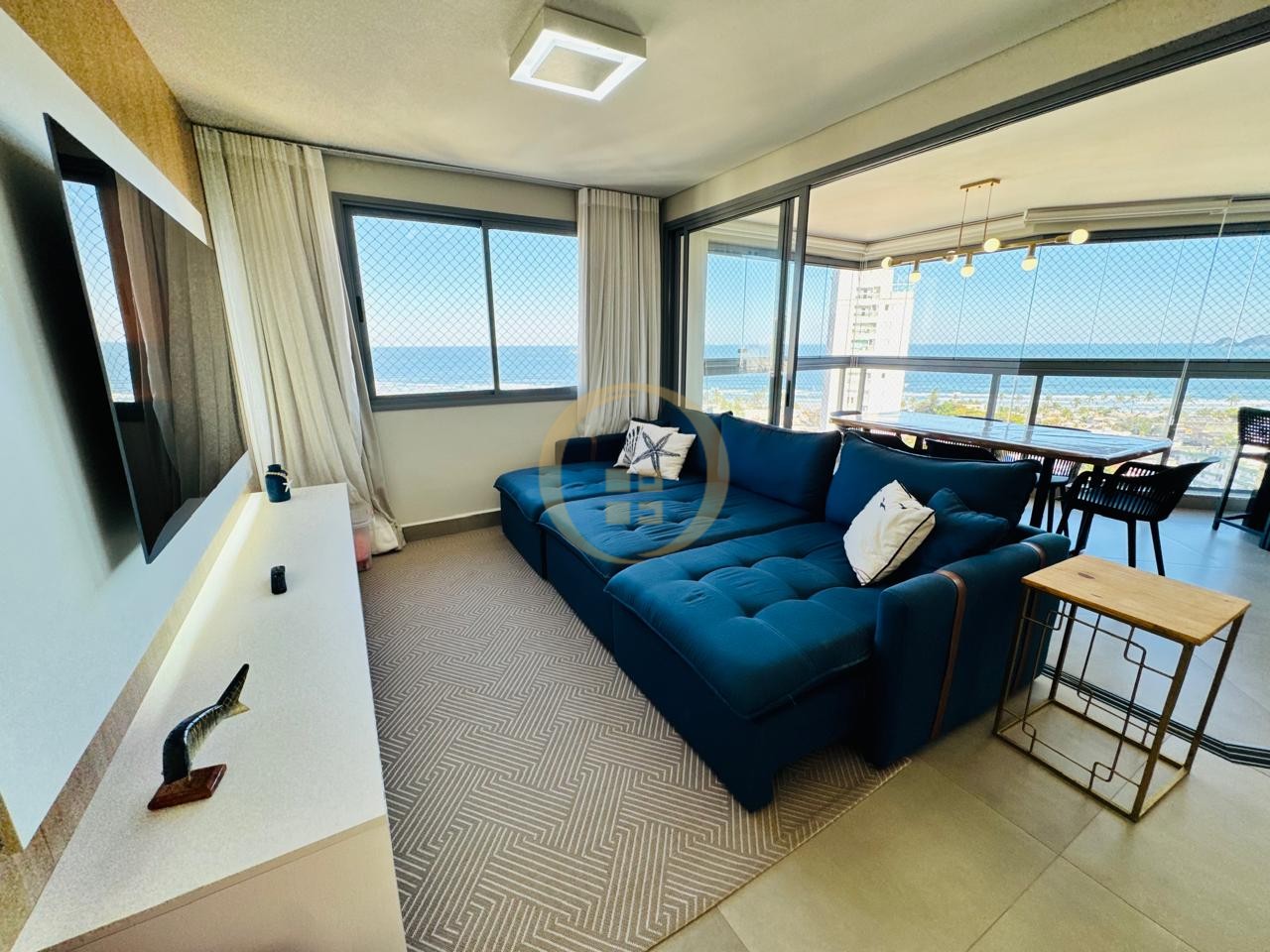 Apartamento na Praia da Enseada, Guarujá - SP