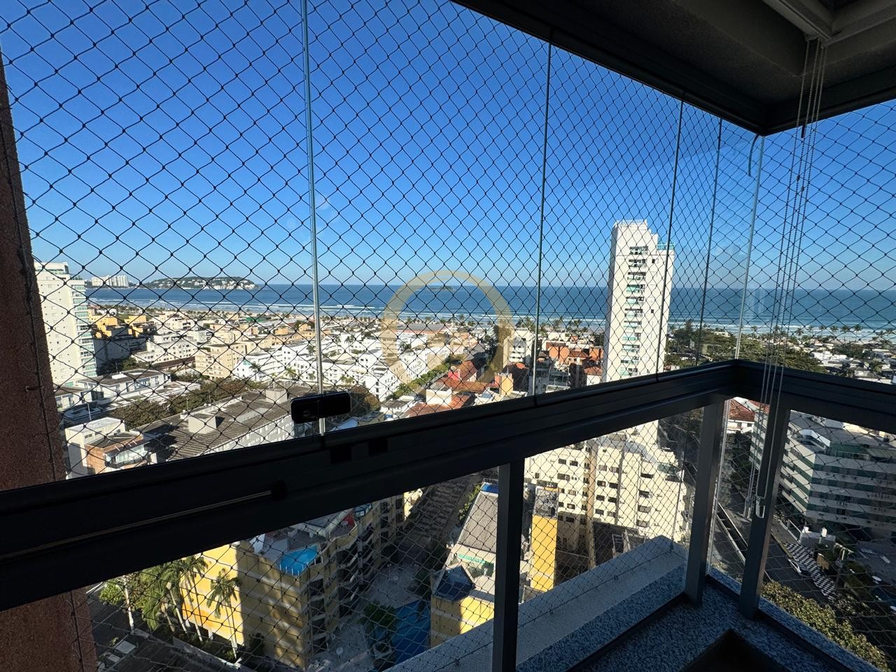 Apartamento na Praia da Enseada, Guarujá - SP