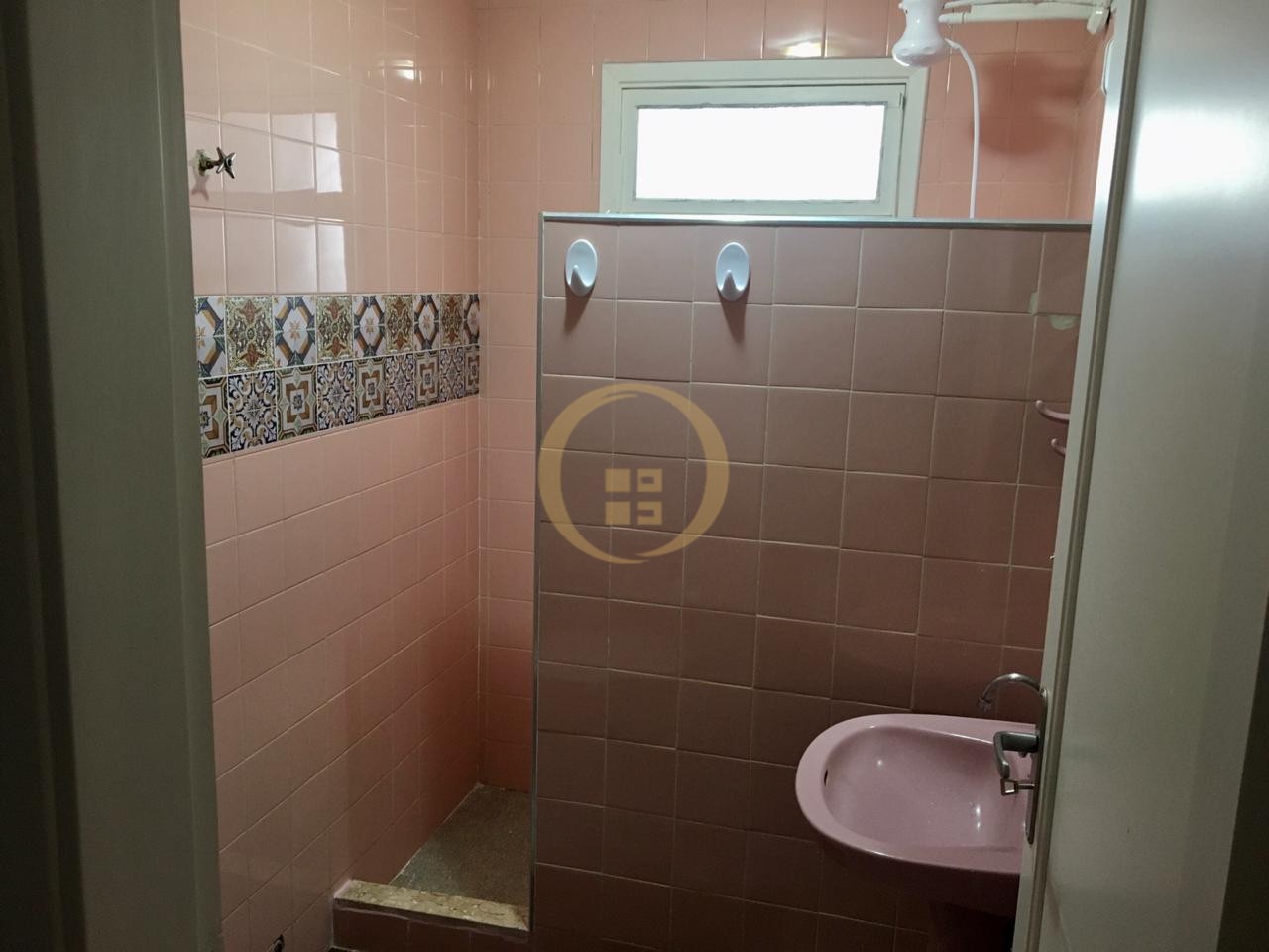 Apartamento na Praia do Tombo, Guarujá - SP