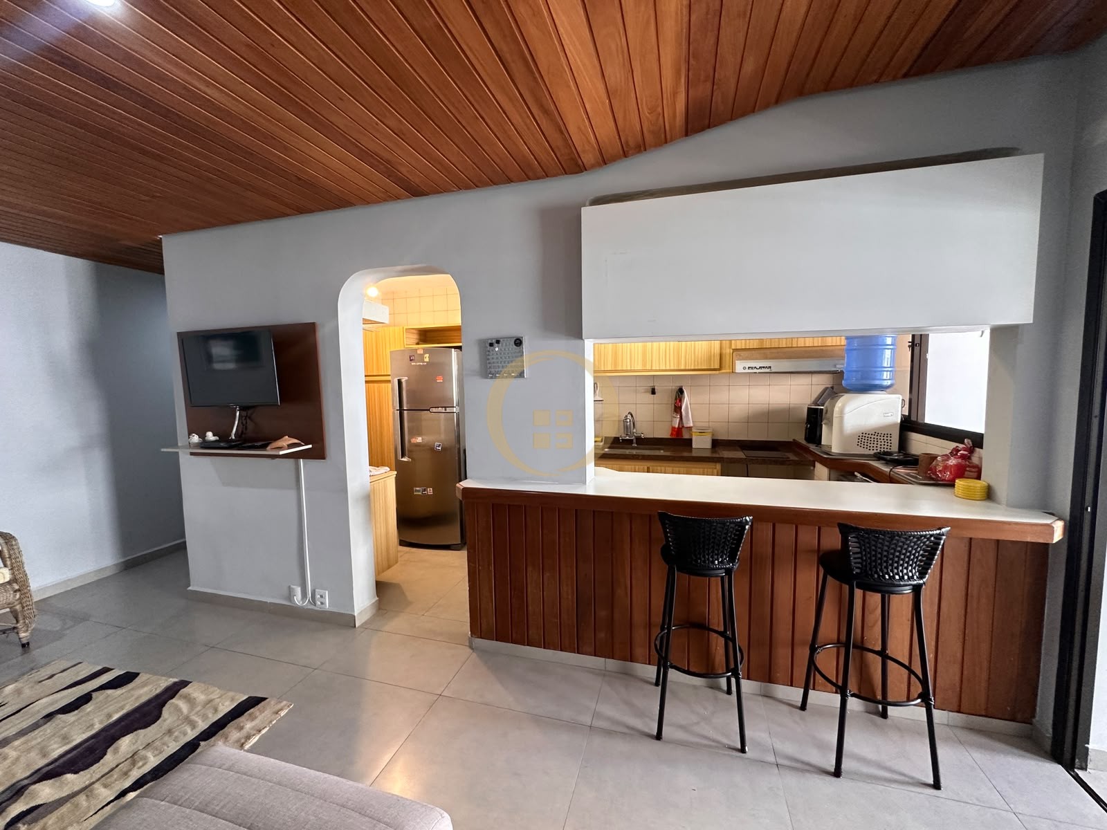 Apartamento na Praia das Pitangueiras, Guarujá - SP