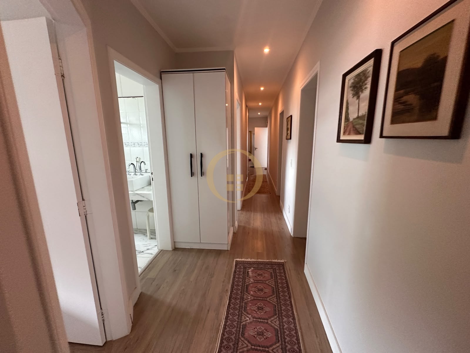 Apartamento Frente ao Mar nas Pitangueiras, Guarujá - SP