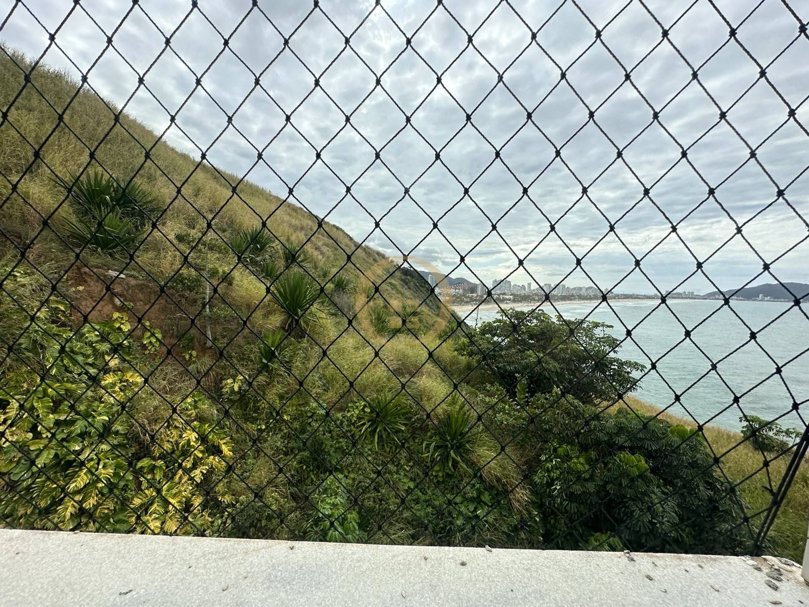 Apartamento Frente ao Mar nas Pitangueiras, Guarujá - SP