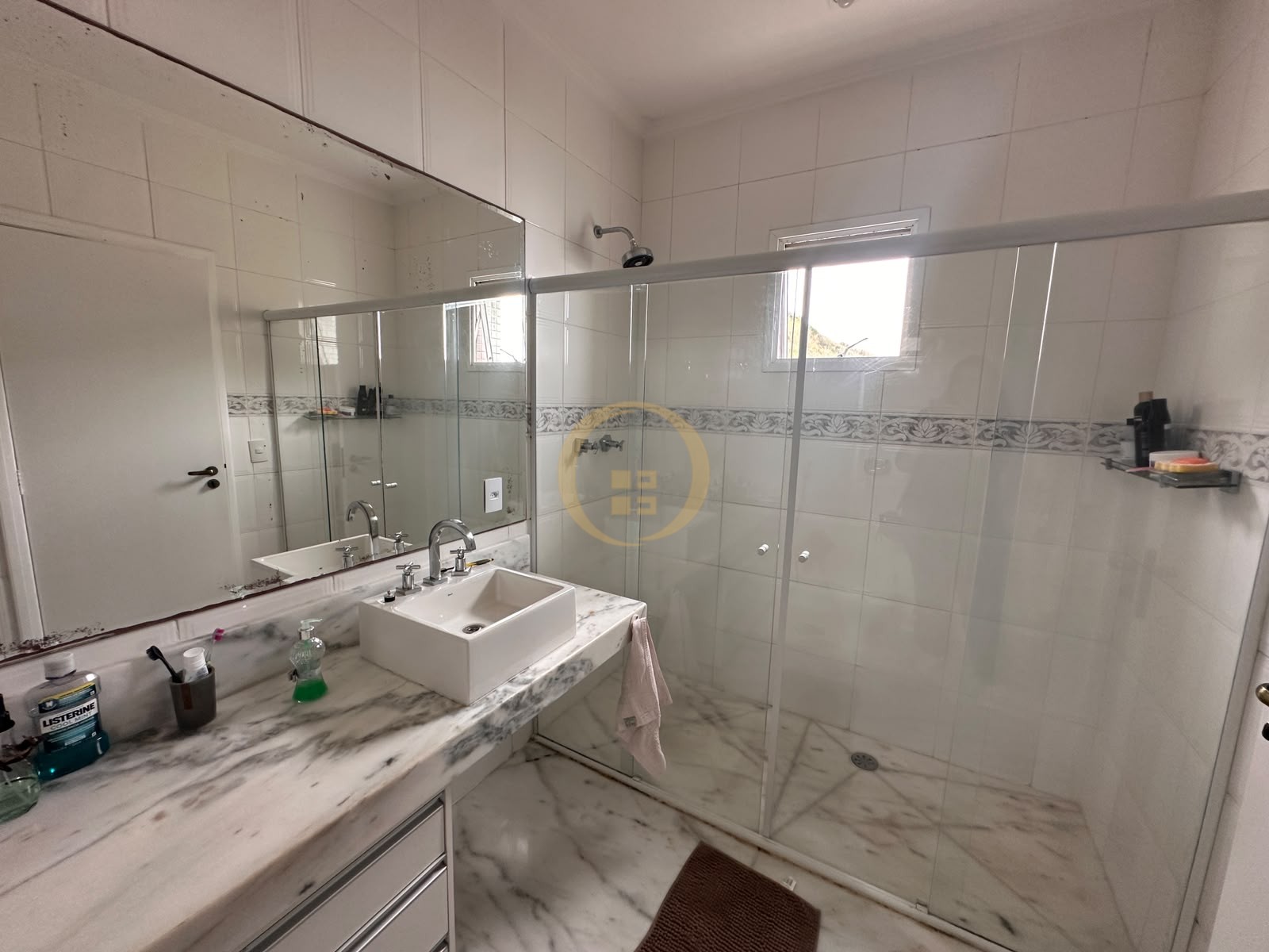Apartamento Frente ao Mar nas Pitangueiras, Guarujá - SP