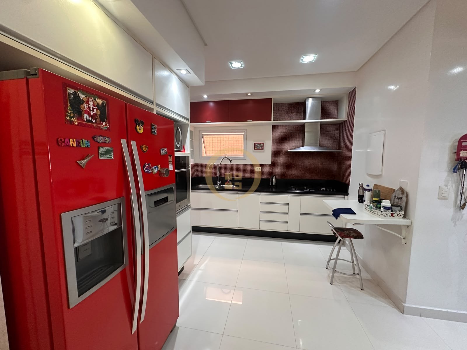 Apartamento-3-dormitorios-Pitangueiras