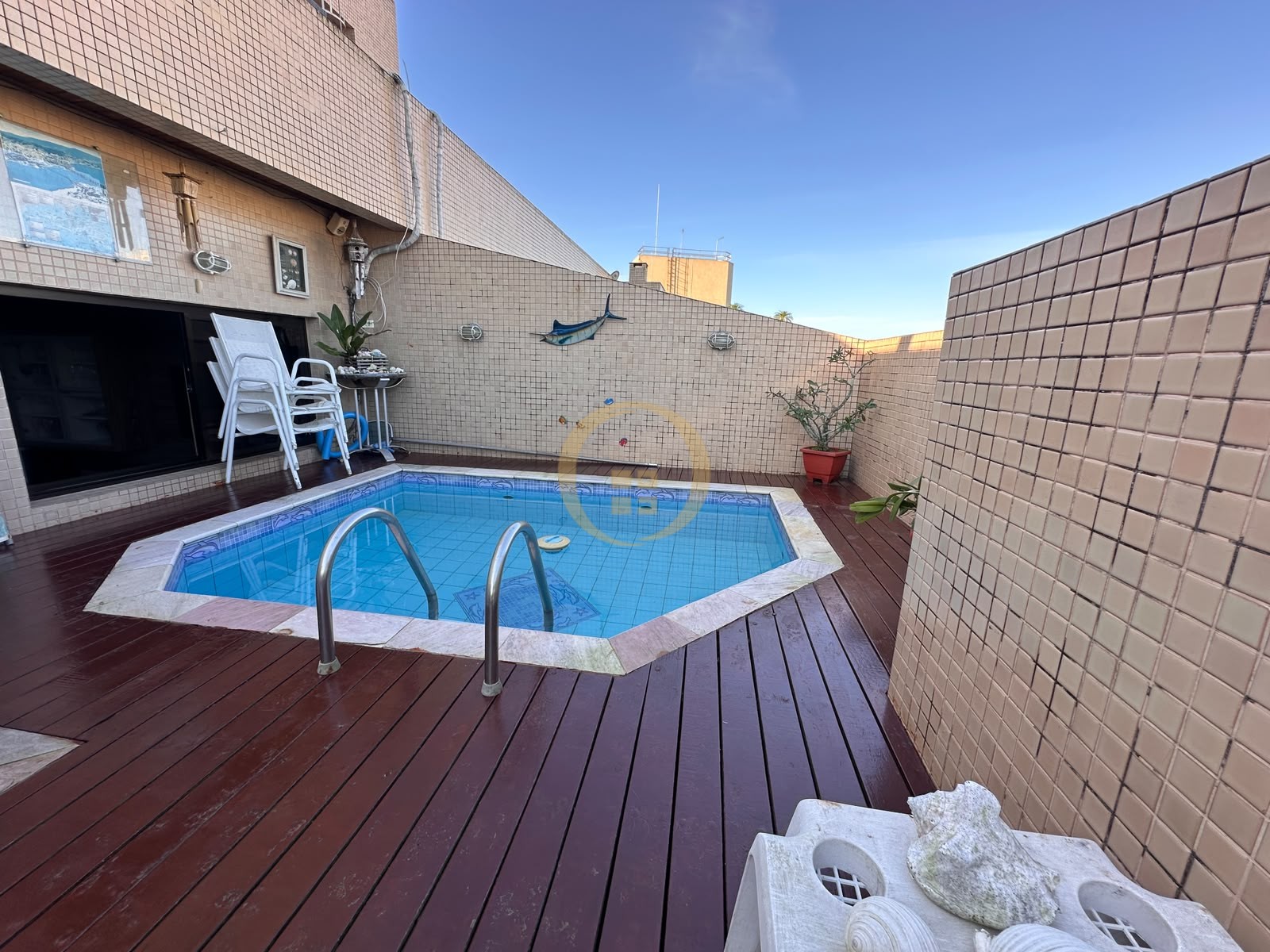 Apartamento-3-dormitorios-Pitangueiras
