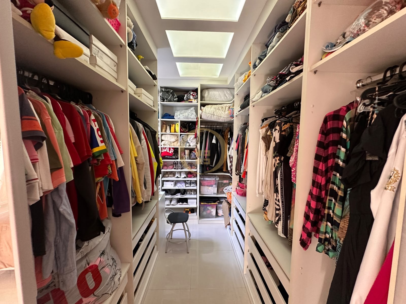 Apartamento-3-dormitorios-Pitangueiras
