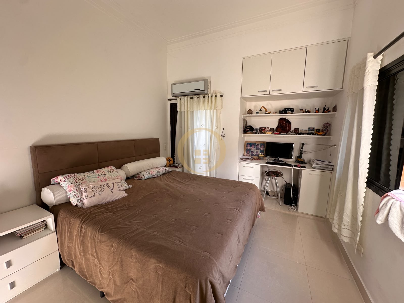 Apartamento-3-dormitorios-Pitangueiras