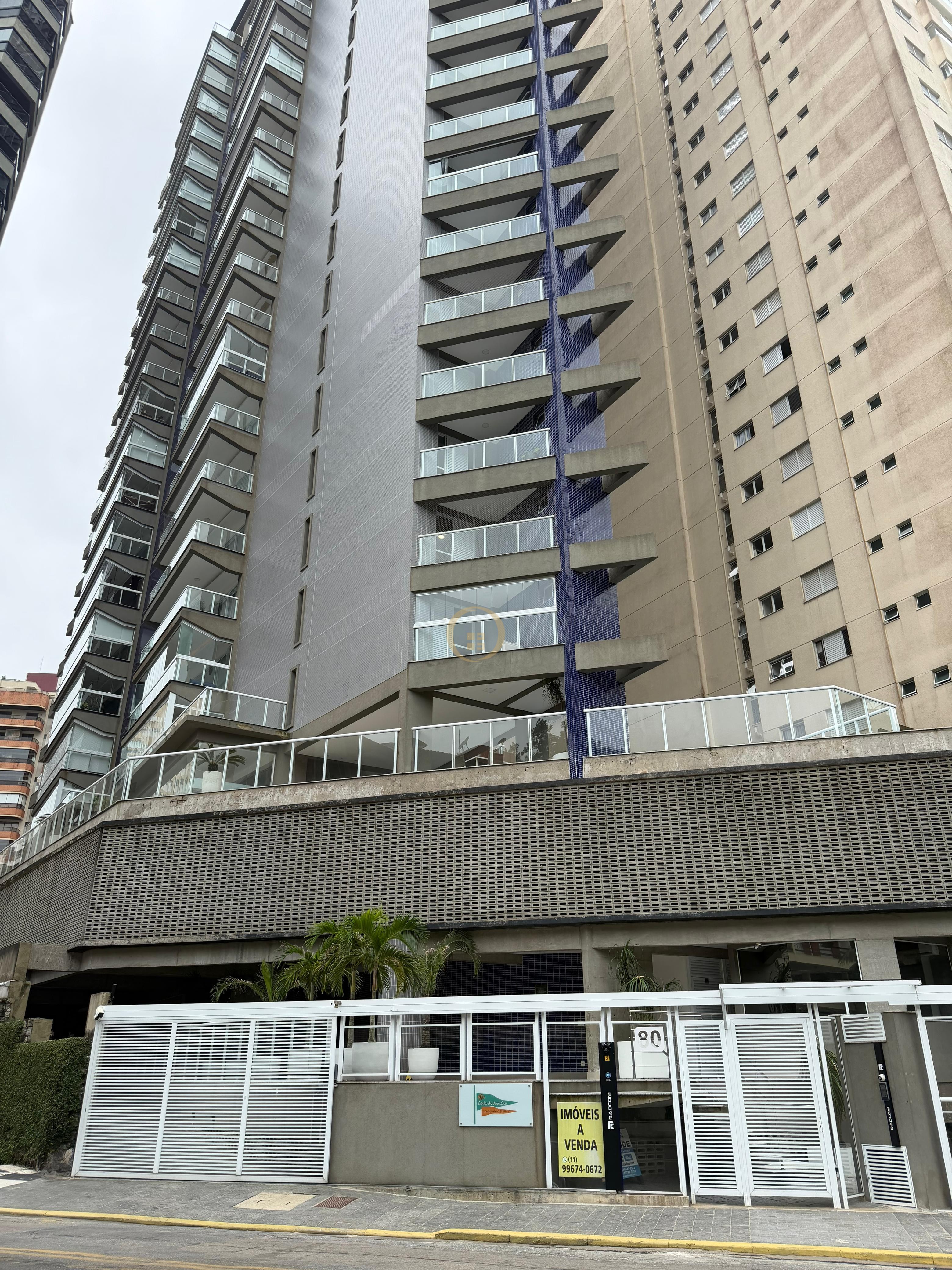 Apartamento na Praia das Astúrias, Guarujá - SP