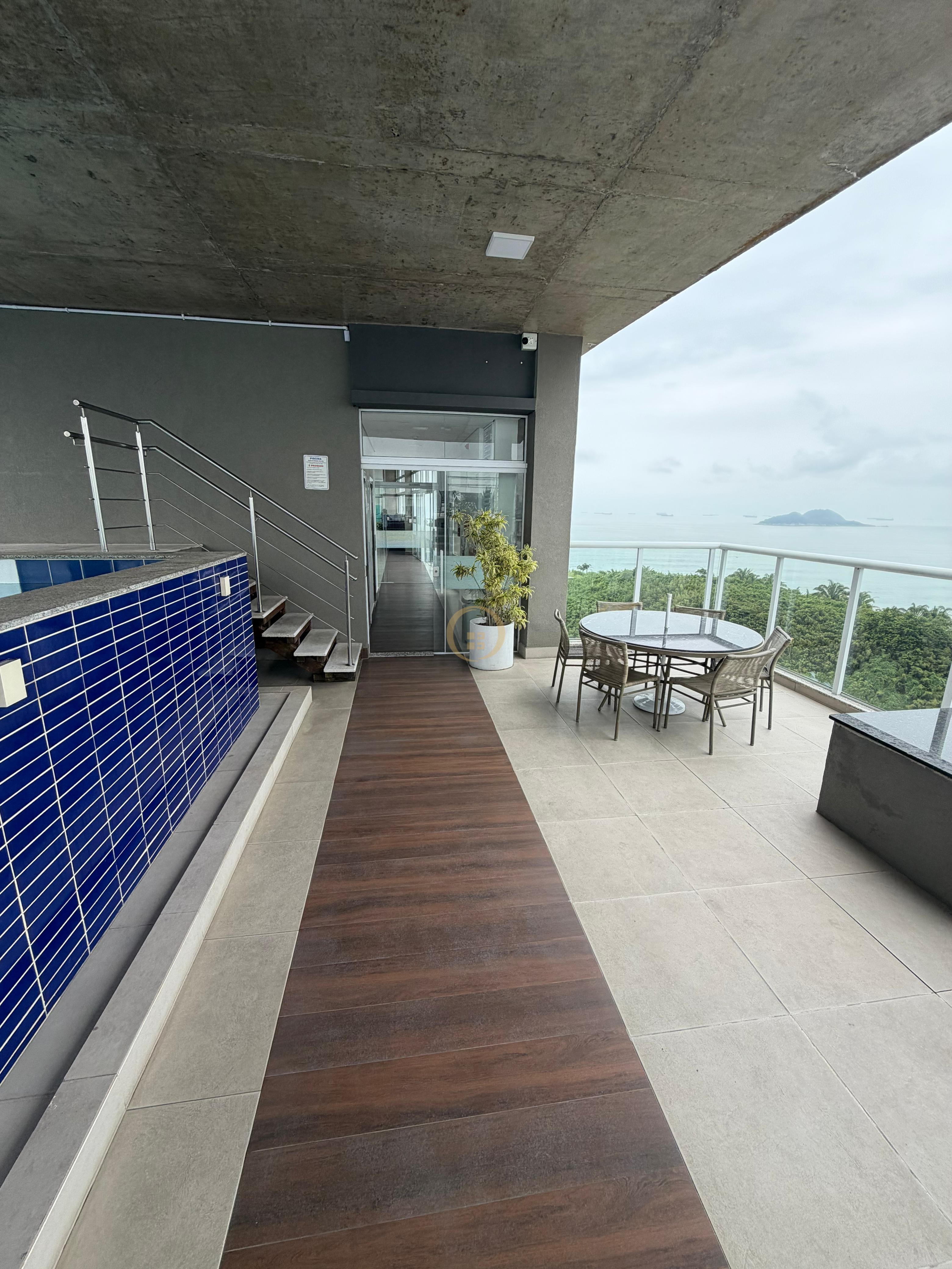 Apartamento na Praia das Astúrias, Guarujá - SP