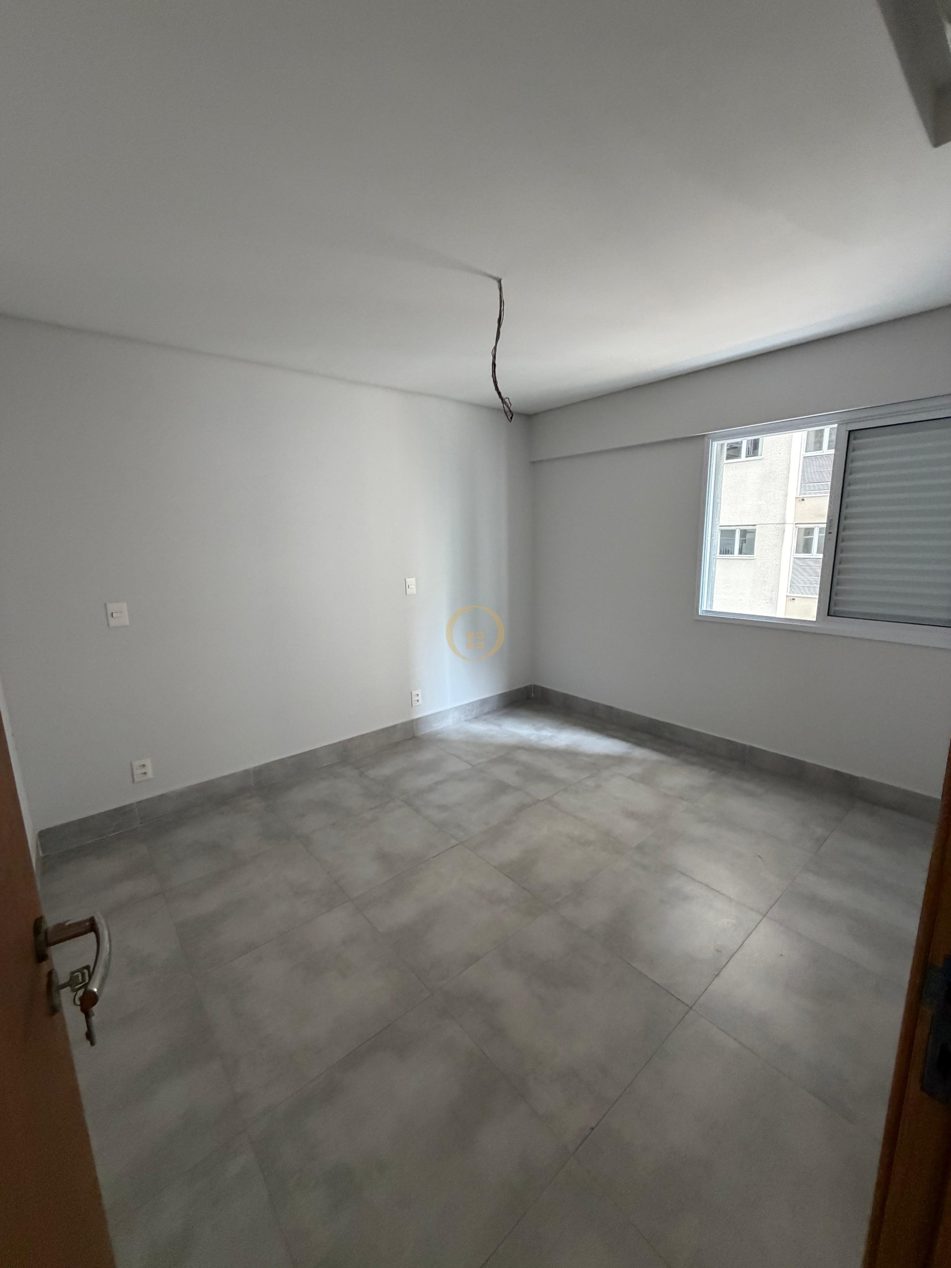 Apartamento na Praia das Astúrias, Guarujá - SP
