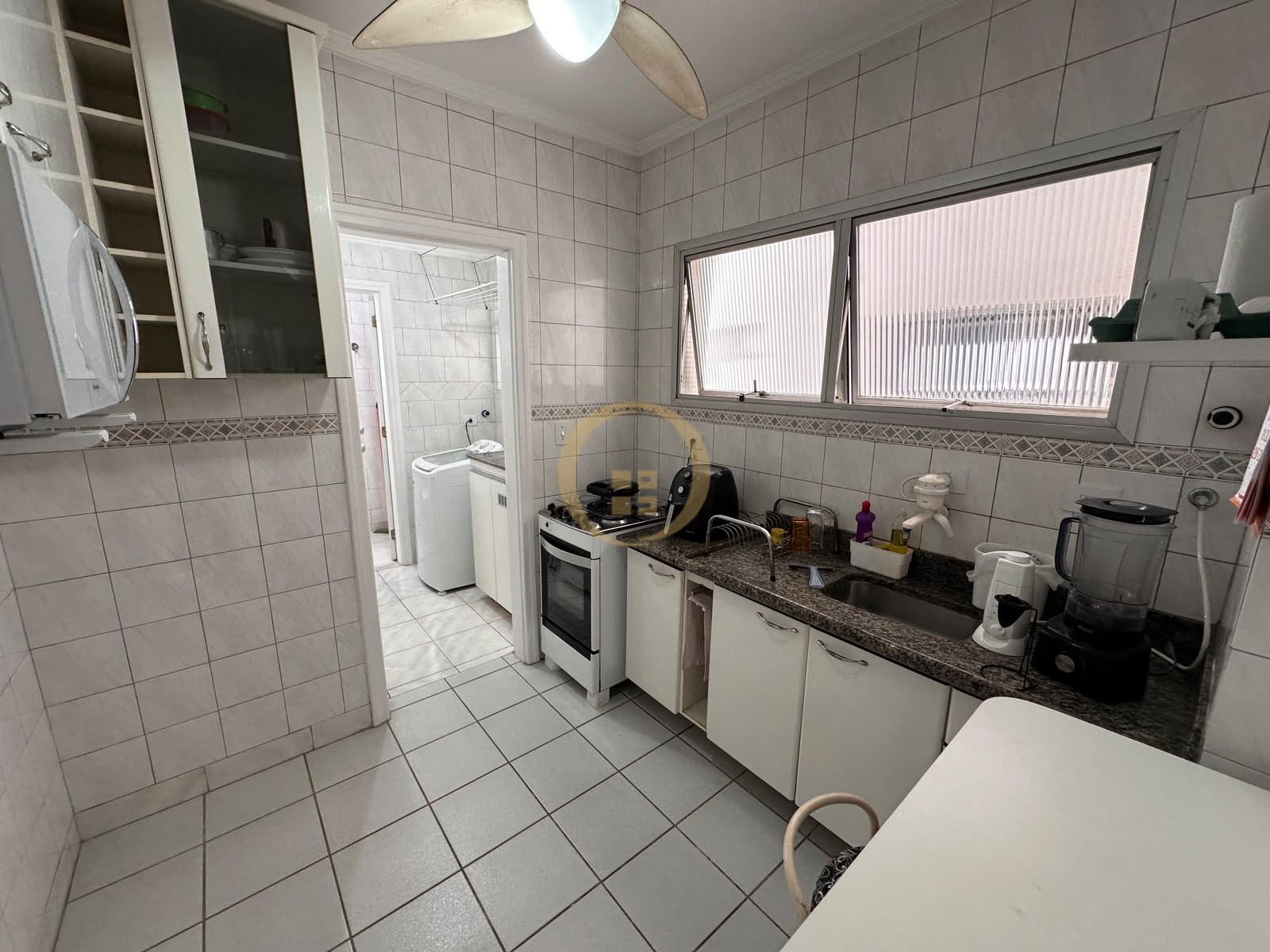 Apartamento na Praia das Astúrias, Guarujá - SP