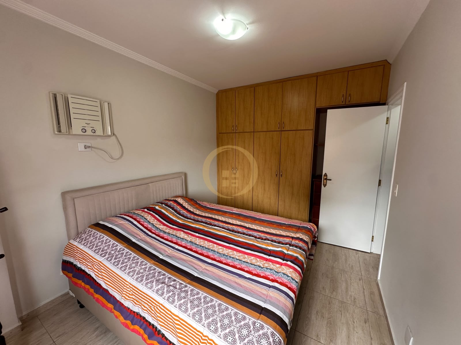 Apartamento na Praia das Astúrias, Guarujá - SP