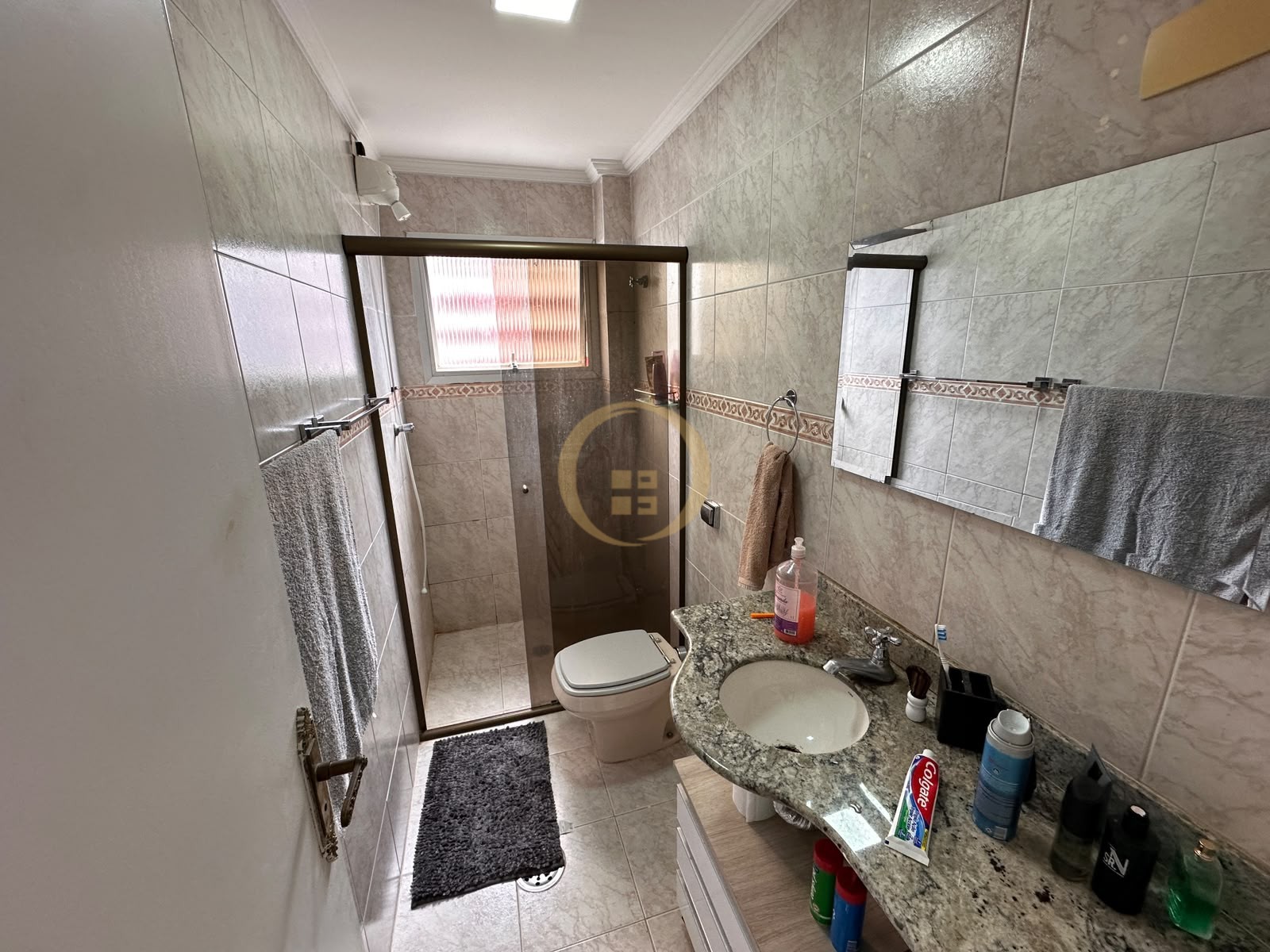 Apartamento na Praia das Astúrias, Guarujá - SP