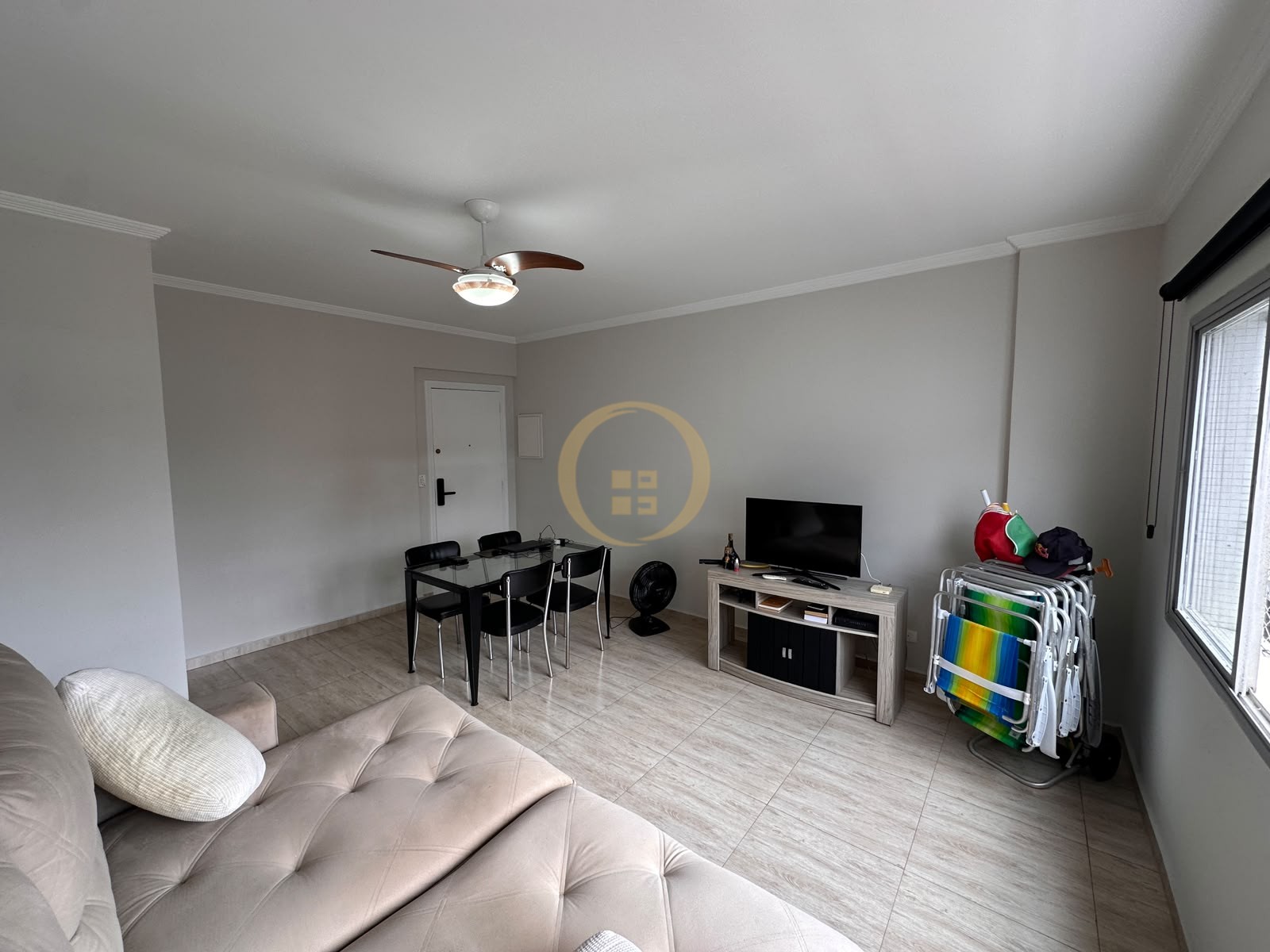 Apartamento na Praia das Astúrias, Guarujá - SP