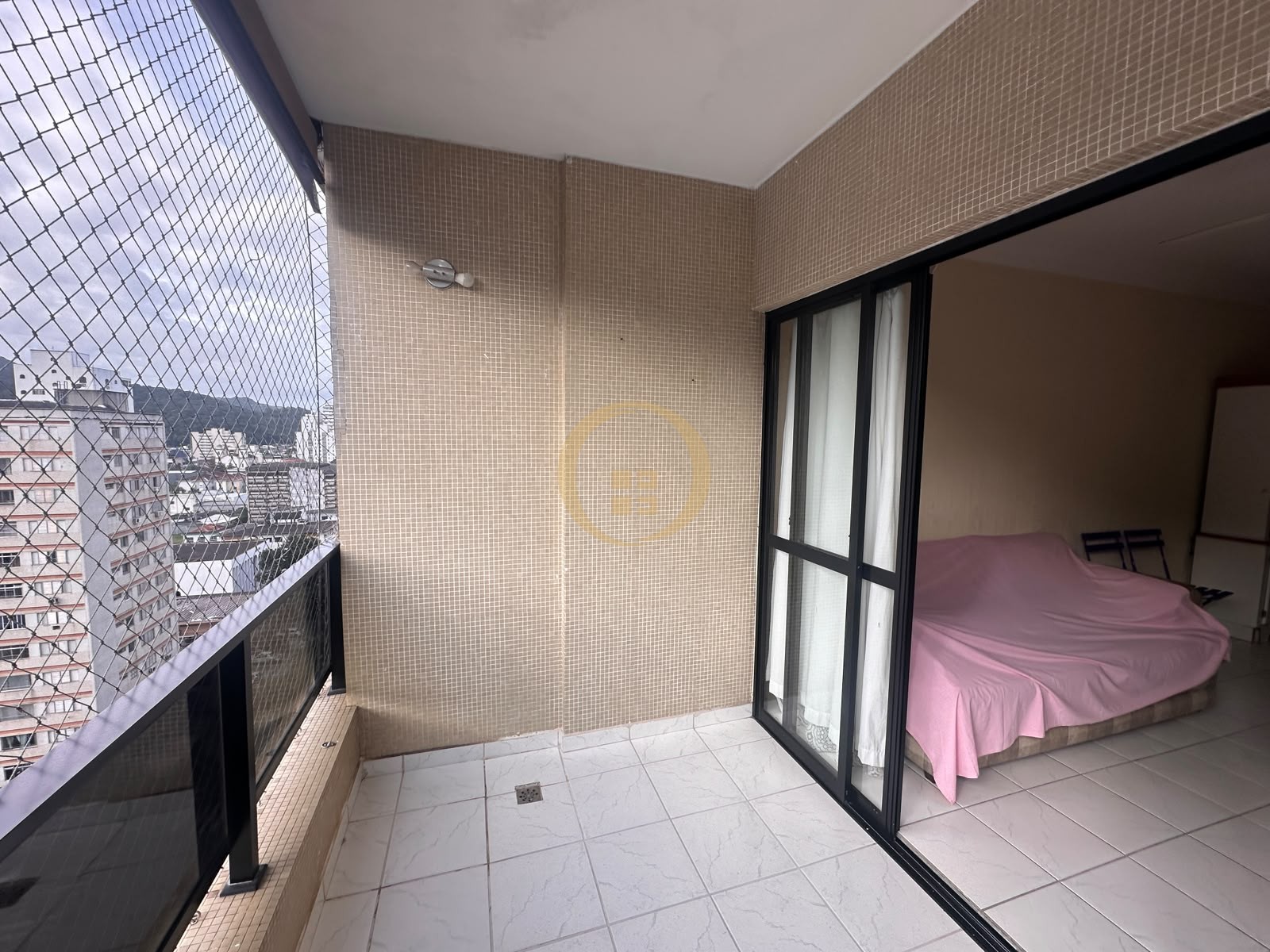 Apartamento-2-dormitorios-Pitangueiras