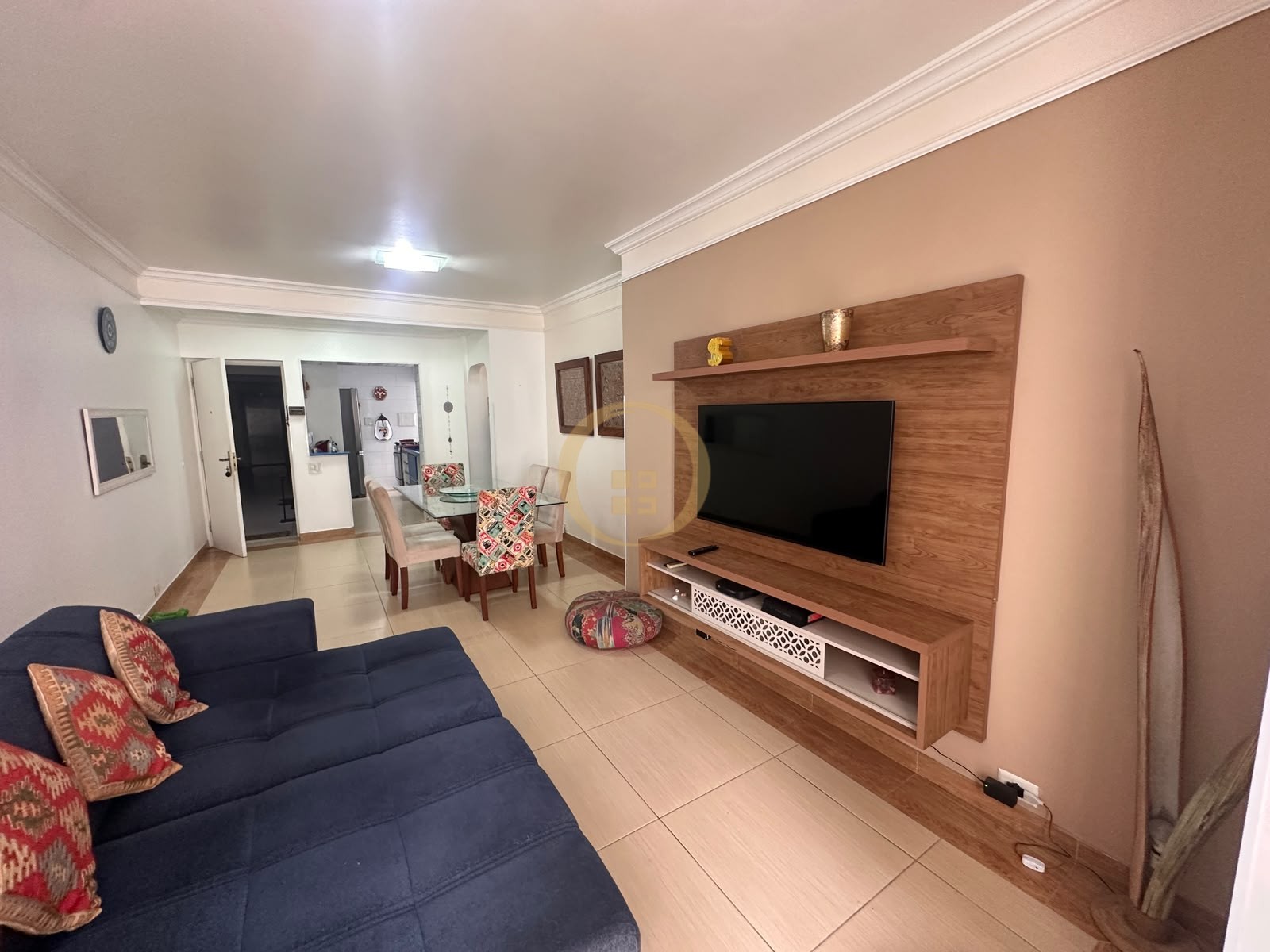 Apartamento na Praia das Pitangueiras, Guarujá - SP