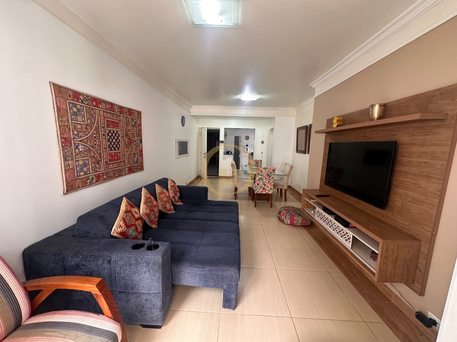 Apartamento na Praia das Pitangueiras, Guarujá - SP