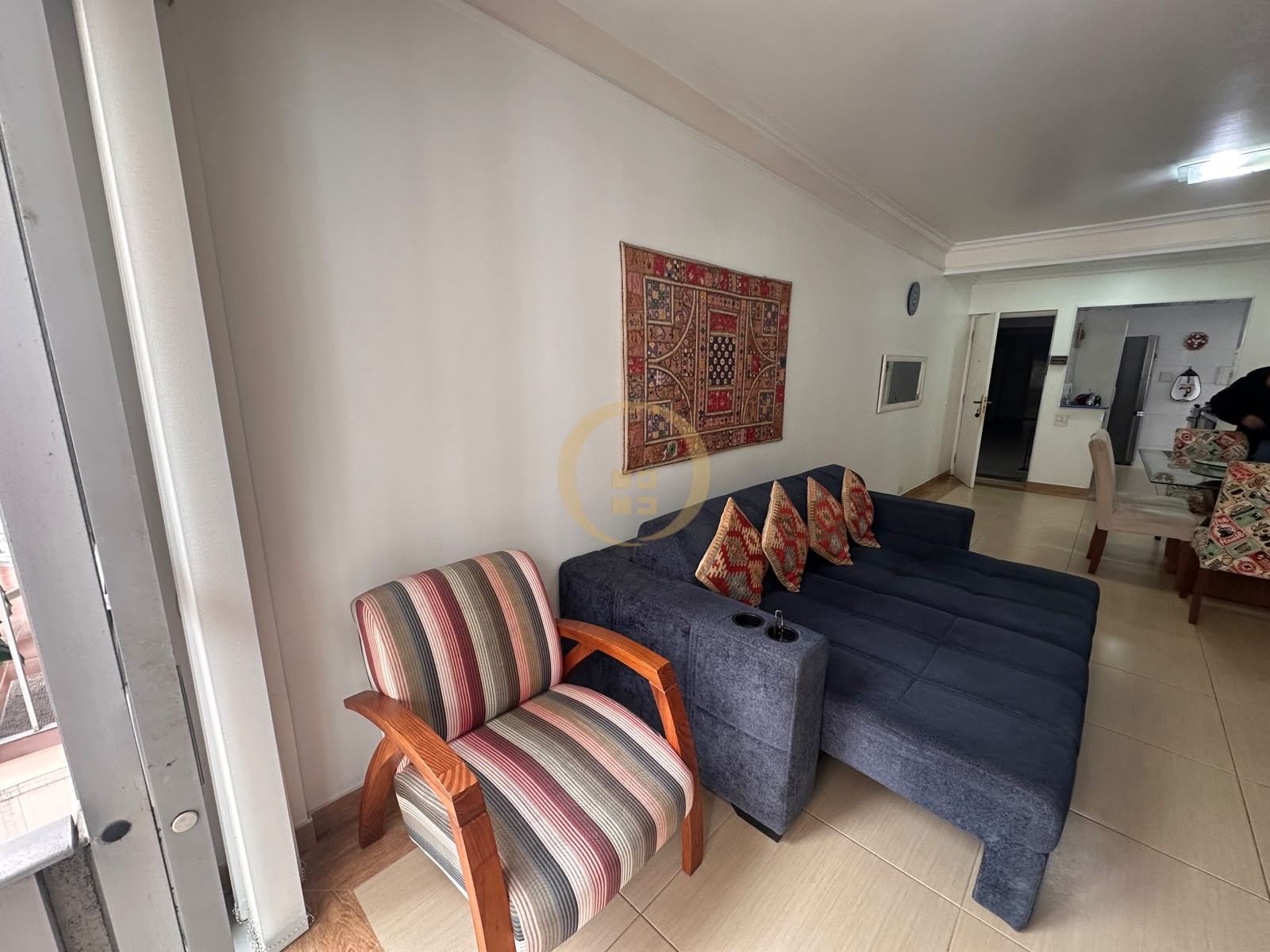 Apartamento na Praia das Pitangueiras, Guarujá - SP