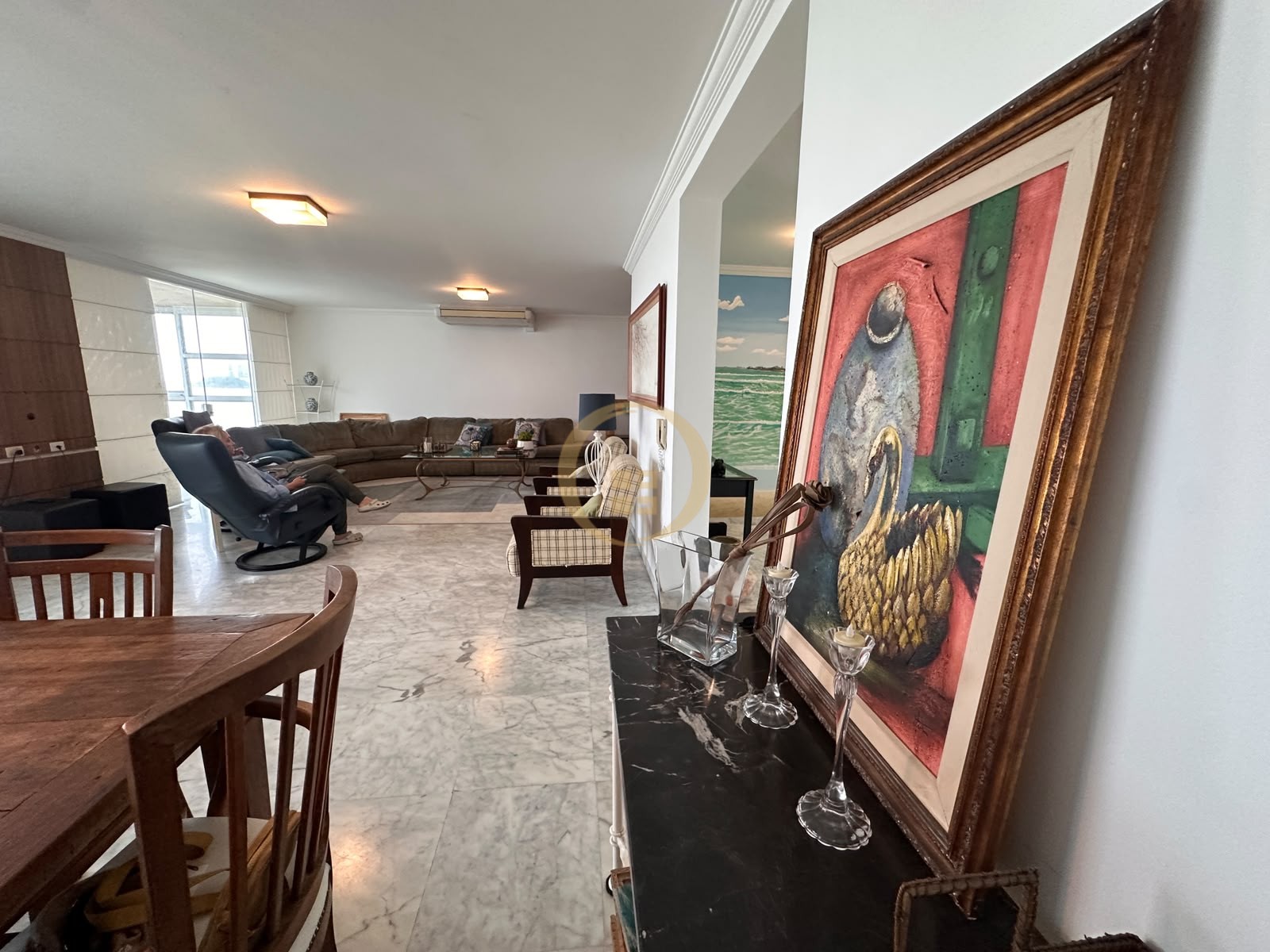 Apartamento Frente ao Mar nas Pitangueiras, Guarujá - SP