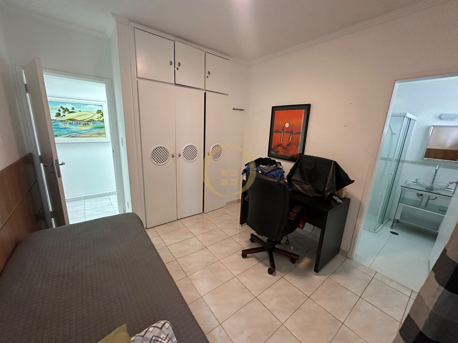 Apartamento Frente ao Mar nas Pitangueiras, Guarujá - SP