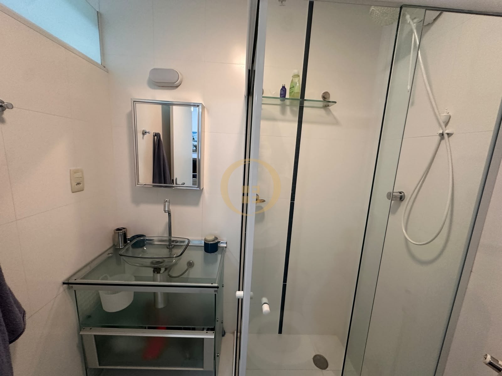 Apartamento Frente ao Mar nas Pitangueiras, Guarujá - SP