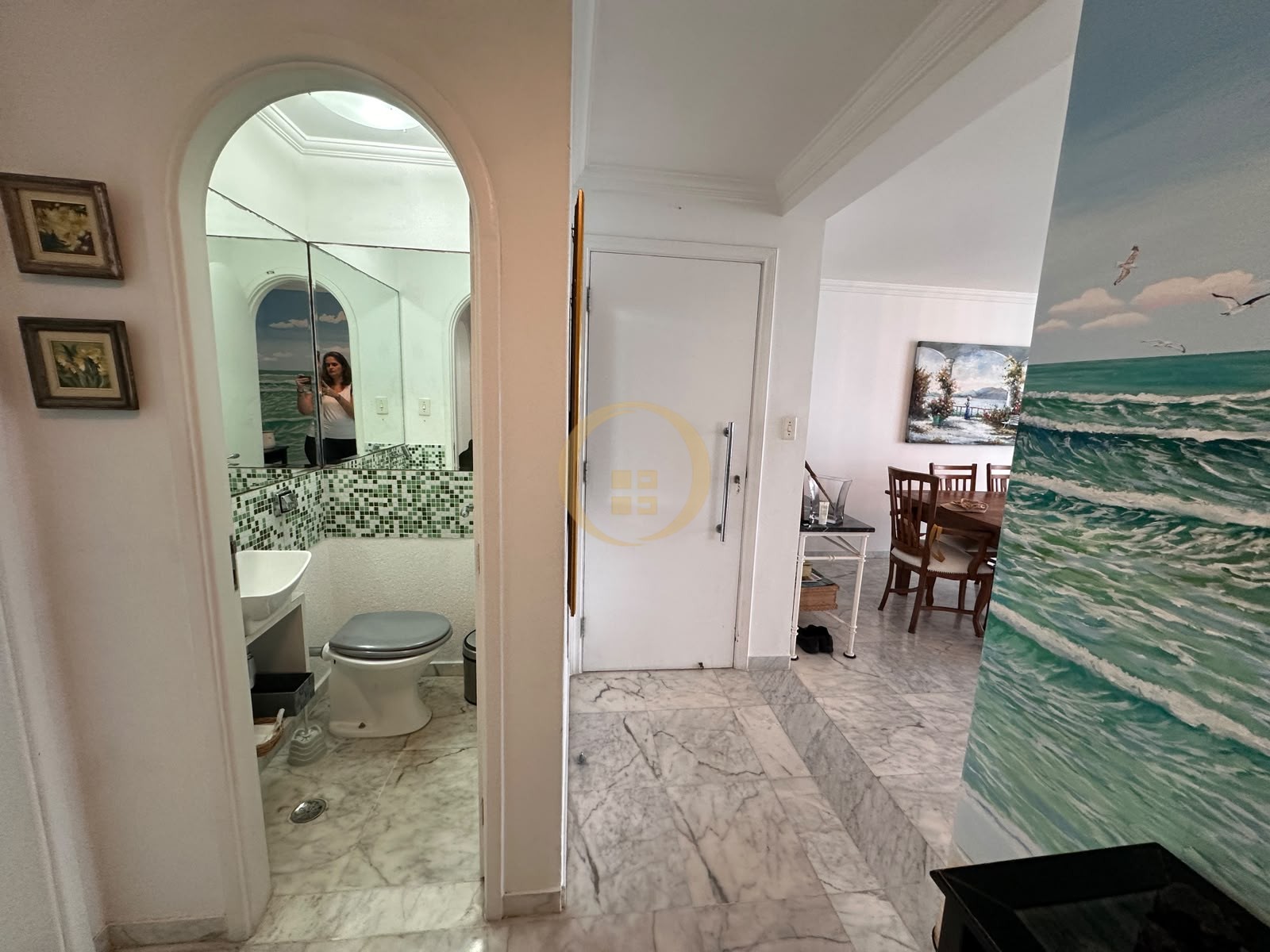 Apartamento Frente ao Mar nas Pitangueiras, Guarujá - SP