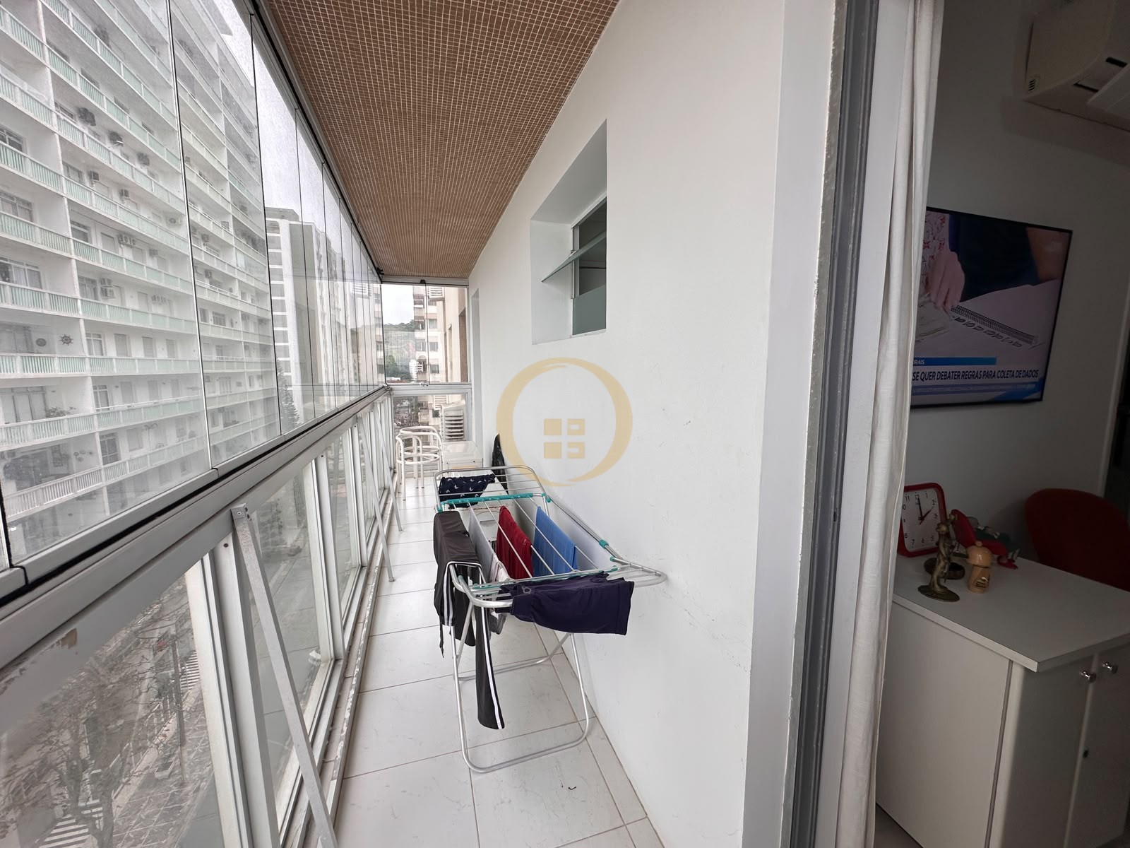 Apartamento Frente ao Mar nas Pitangueiras, Guarujá - SP