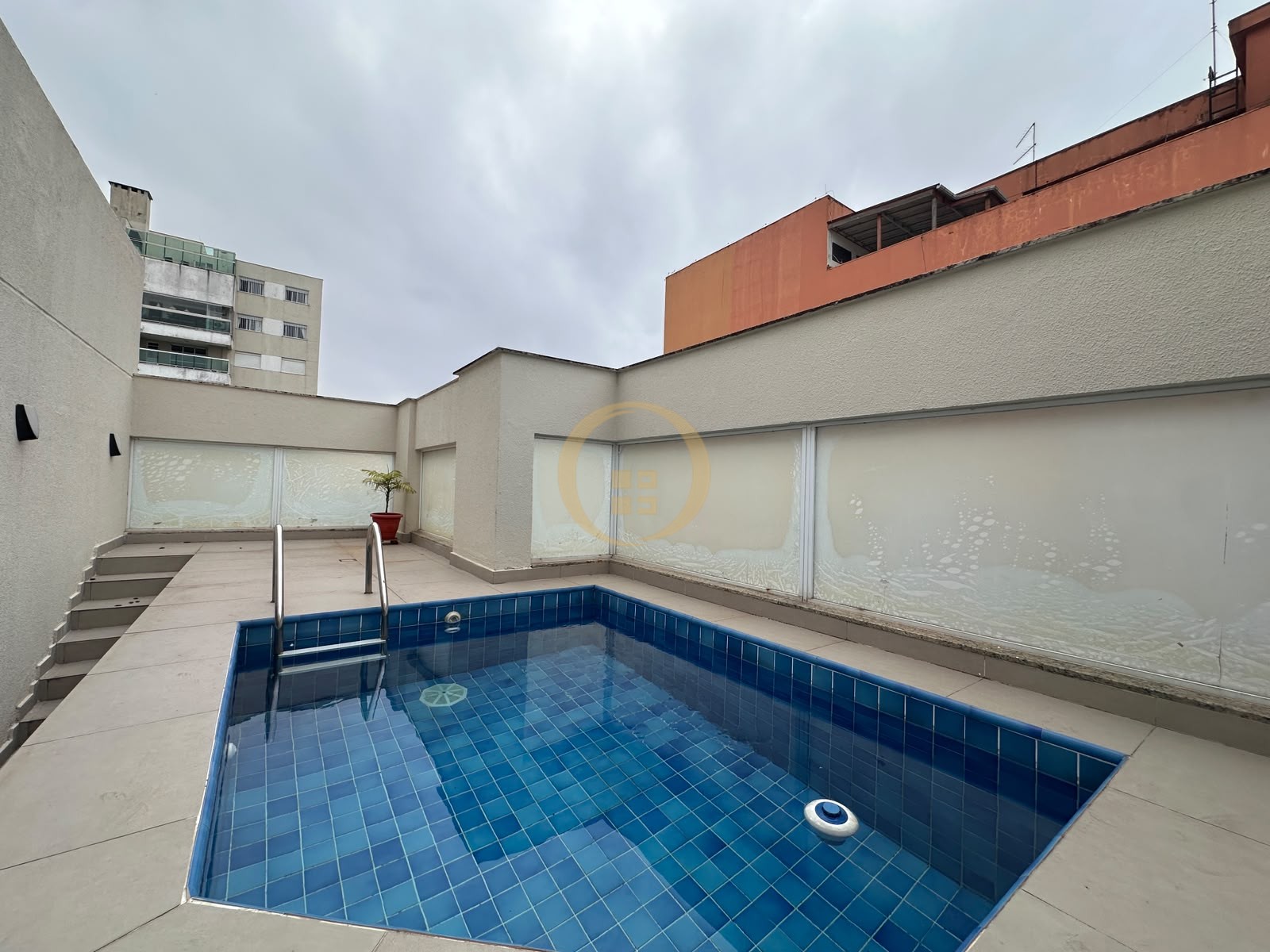 Apartamento-4-dormitorios-Pitangueiras