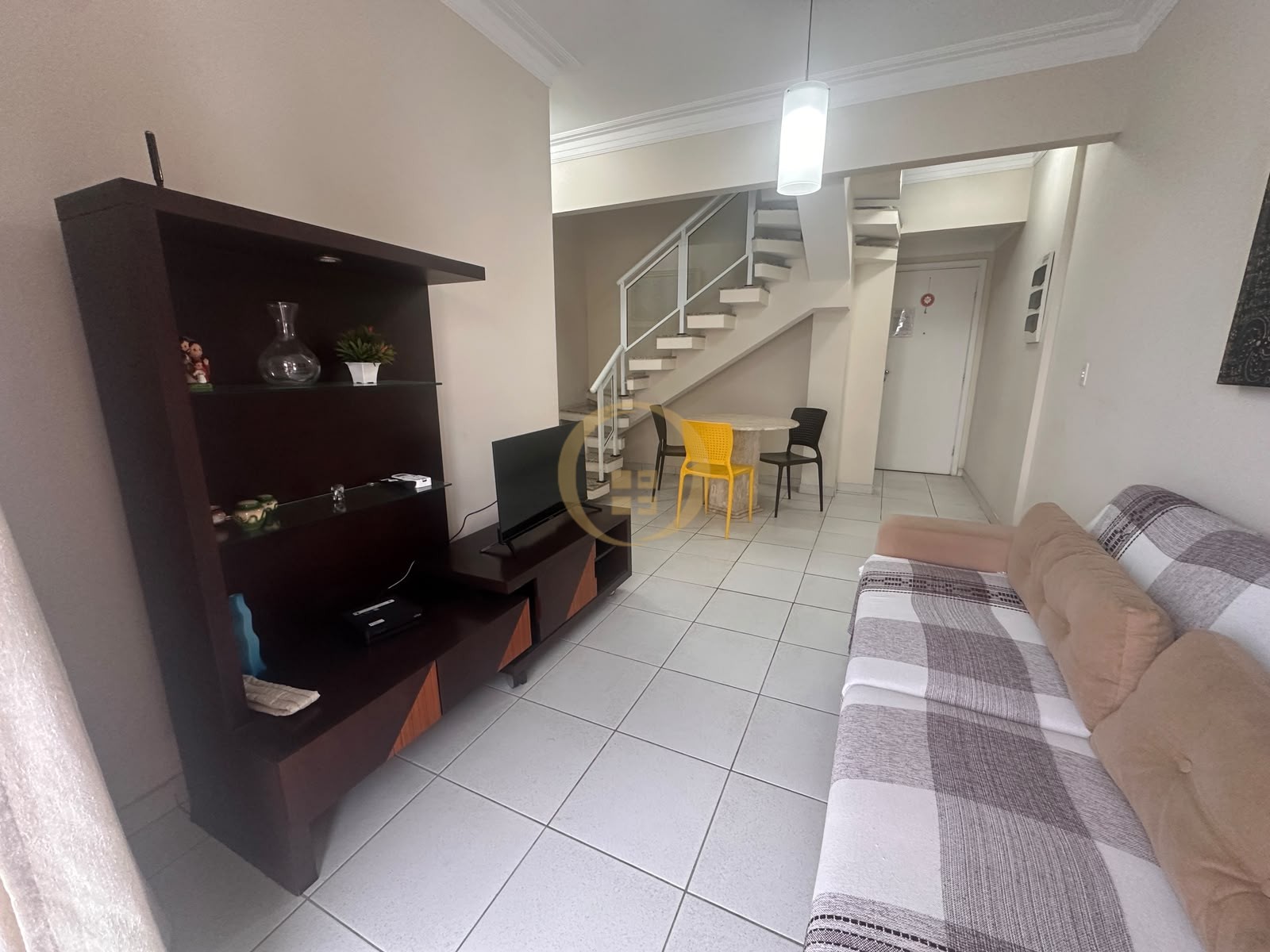 Apartamento-4-dormitorios-Pitangueiras