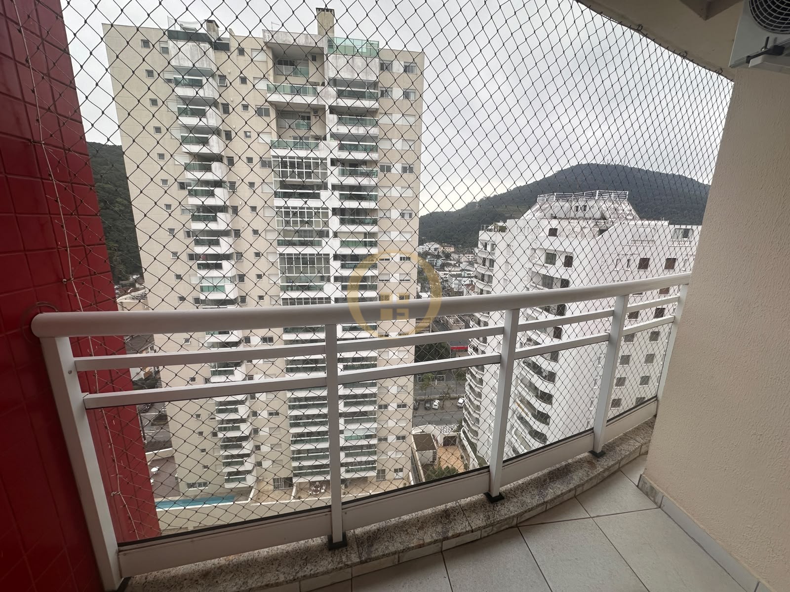 Apartamento-4-dormitorios-Pitangueiras