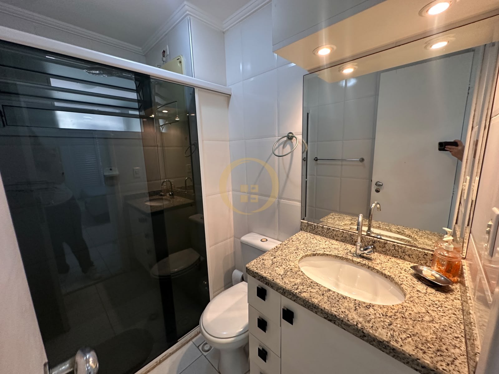 Apartamento-4-dormitorios-Pitangueiras