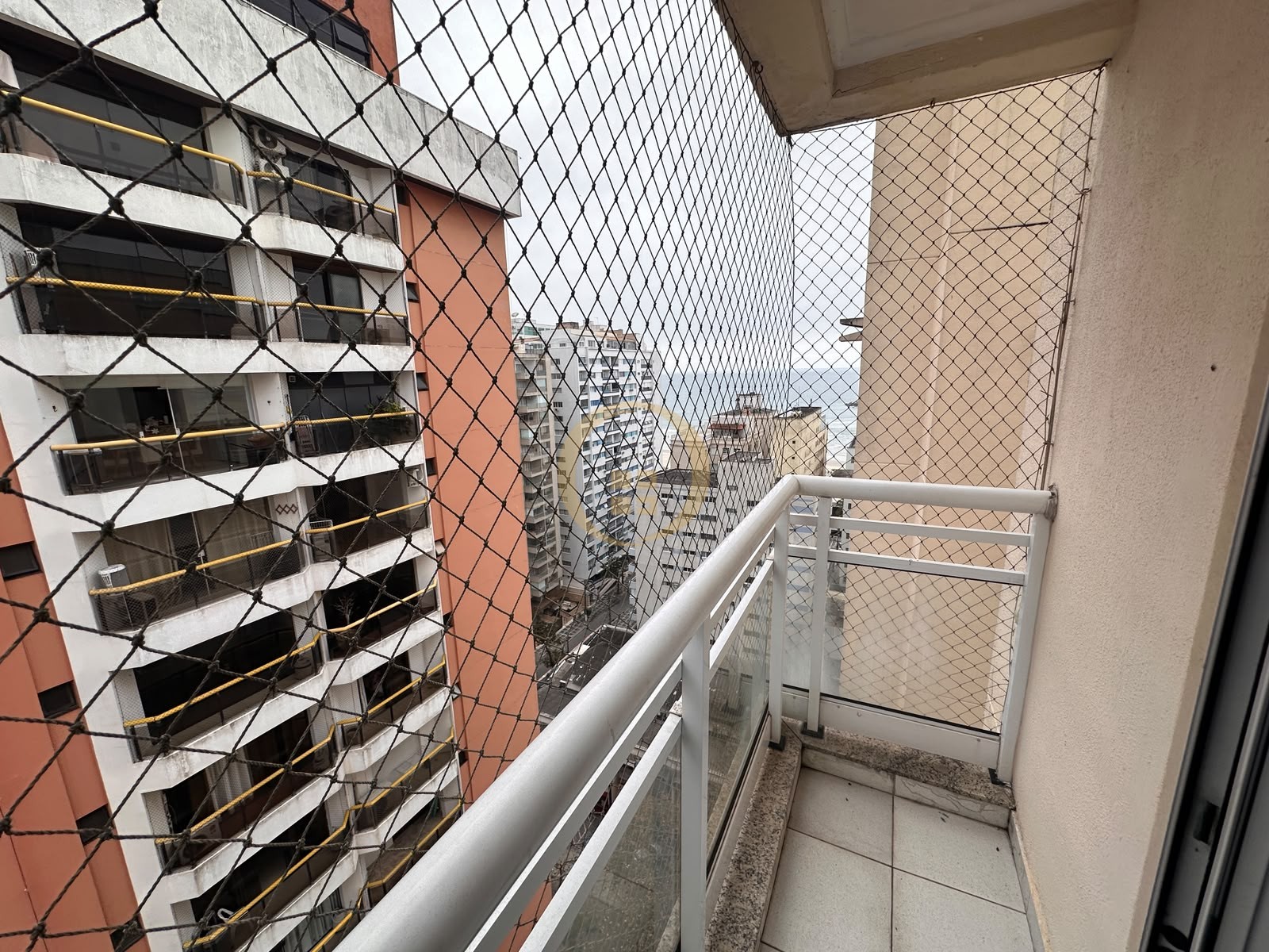 Apartamento-4-dormitorios-Pitangueiras