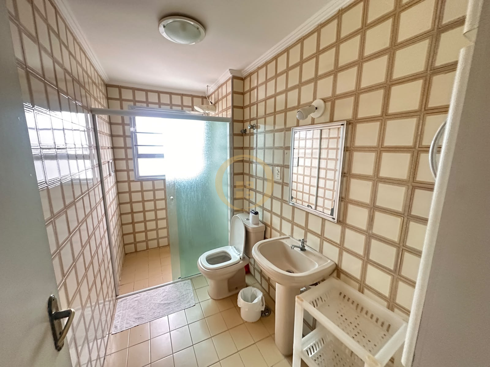 Apartamento-2-dormitorios-Pitangueiras