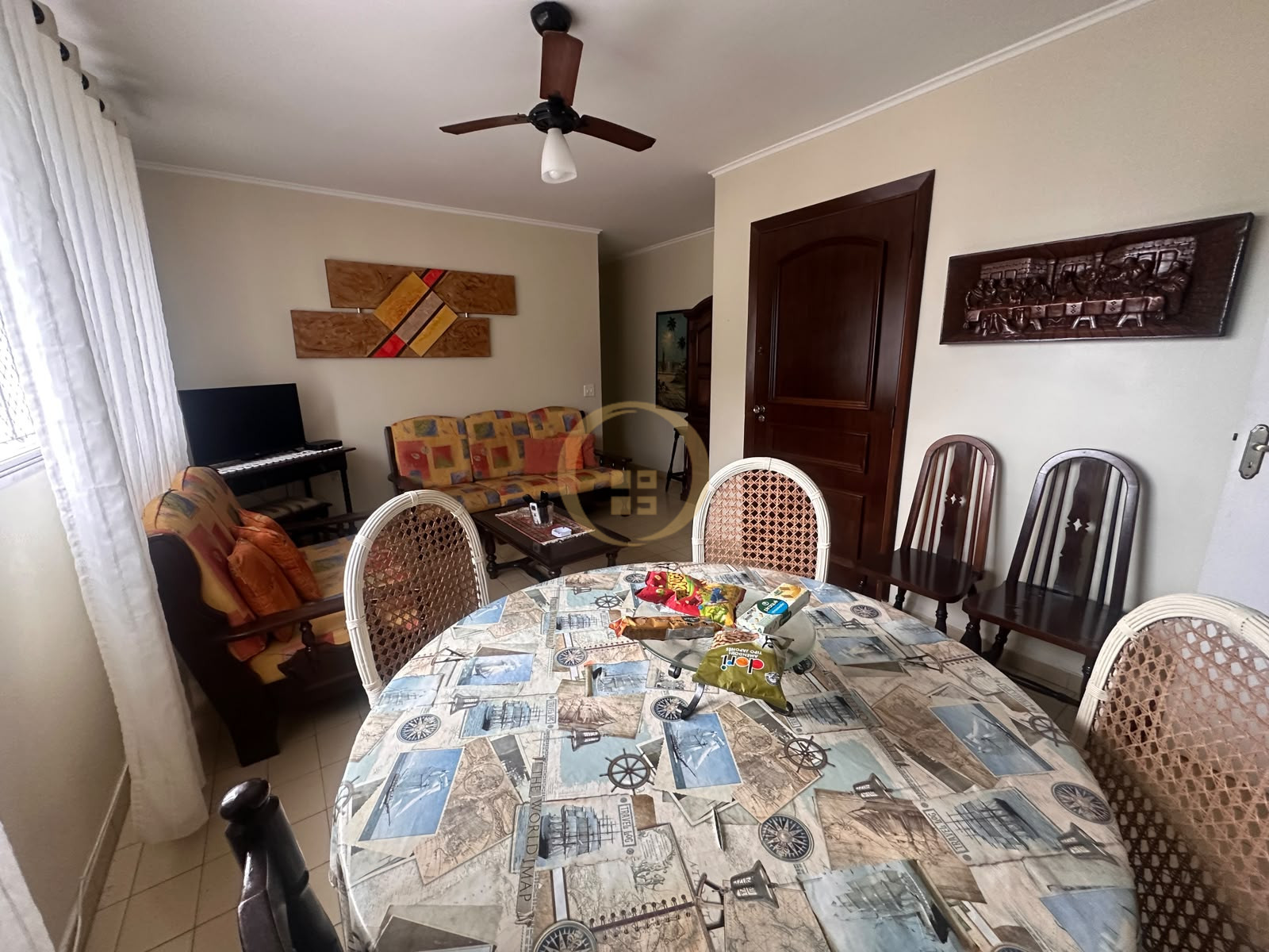 Apartamento-2-dormitorios-Pitangueiras