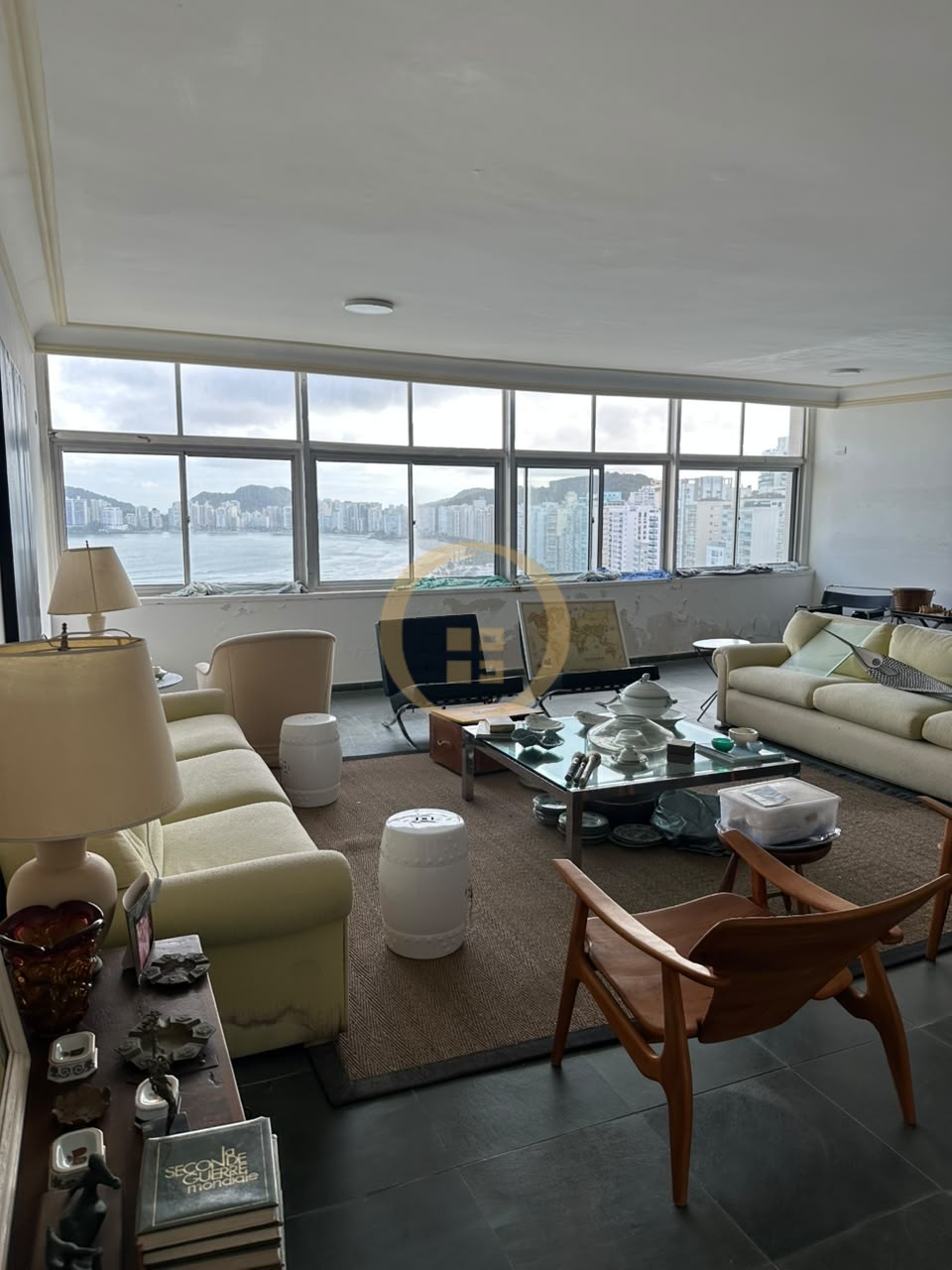 Apartamento-4-dormitorios-Pitangueiras