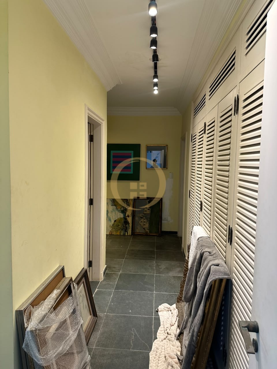 Apartamento-4-dormitorios-Pitangueiras