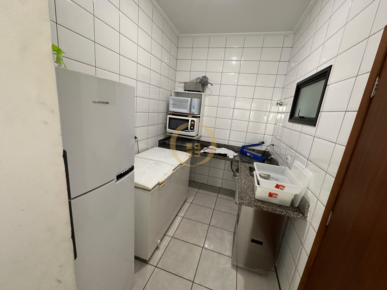 Apartamento na Praia da Enseada, Guarujá - SP