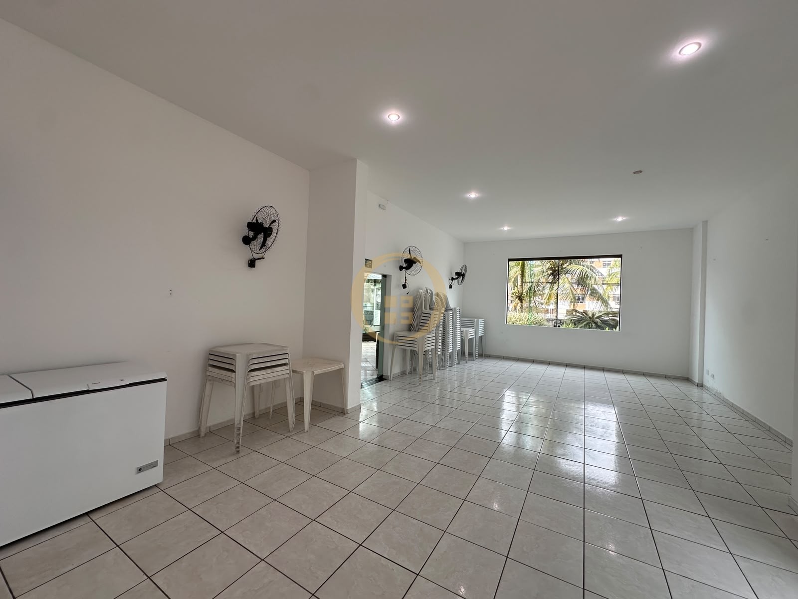 Apartamento na Praia da Enseada, Guarujá - SP